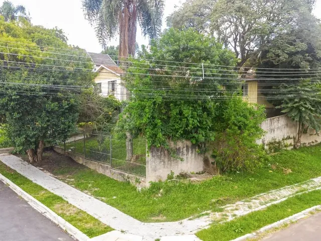 Terreno com 480m², à venda, no bairro Orleans em Curitiba