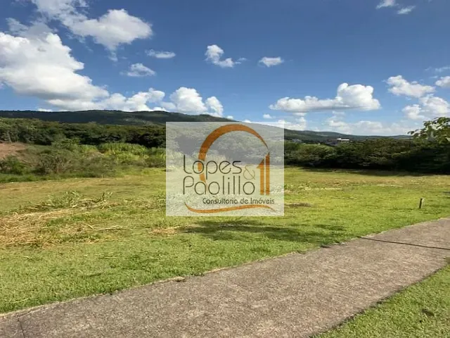 Terreno com 720m², à venda, no bairro Itapetininga em Atibaia