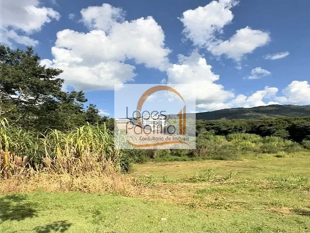 Terreno com 720m², à venda, no bairro Itapetininga em Atibaia
