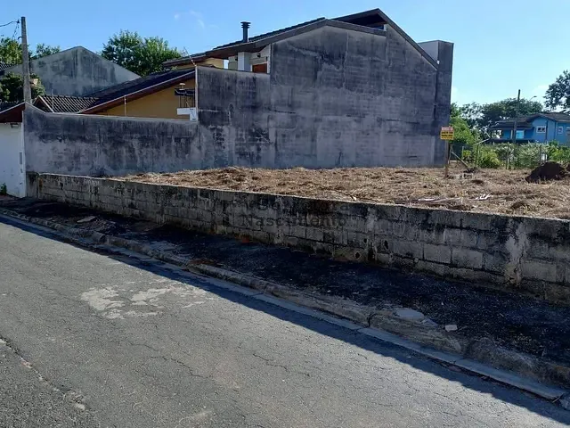 Terreno com 250m², à venda, no bairro Loteamento Villa Branca em Jacareí