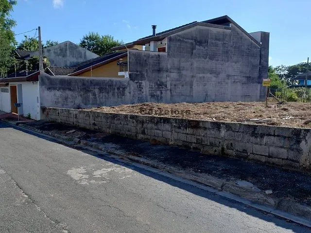 Terreno com 250m², à venda, no bairro Loteamento Villa Branca em Jacareí