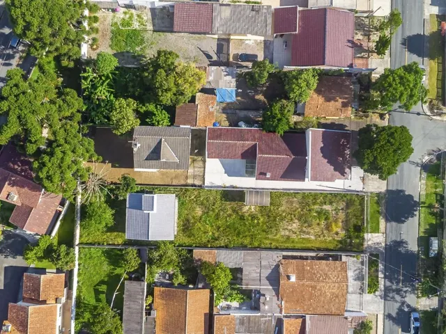 Terreno 4 quartos e 3 banheiros, à venda, no bairro São Braz em Curitiba