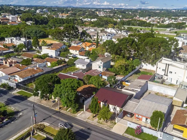 Terreno 4 quartos e 3 banheiros, à venda, no bairro São Braz em Curitiba