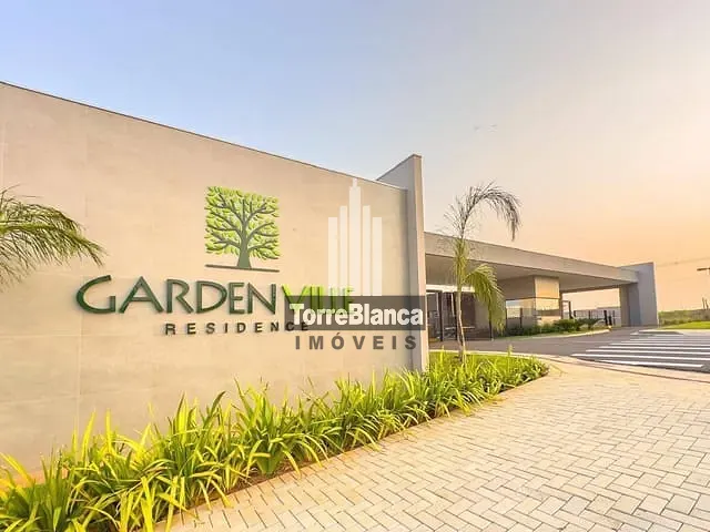 Terreno com 252m², à venda, no bairro Cará-cará em Ponta Grossa