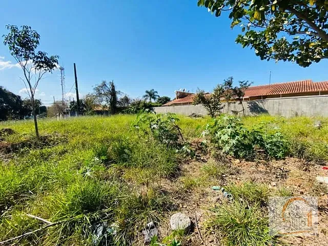 Terreno com 588m², à venda, no bairro Jardim Colonial em Atibaia