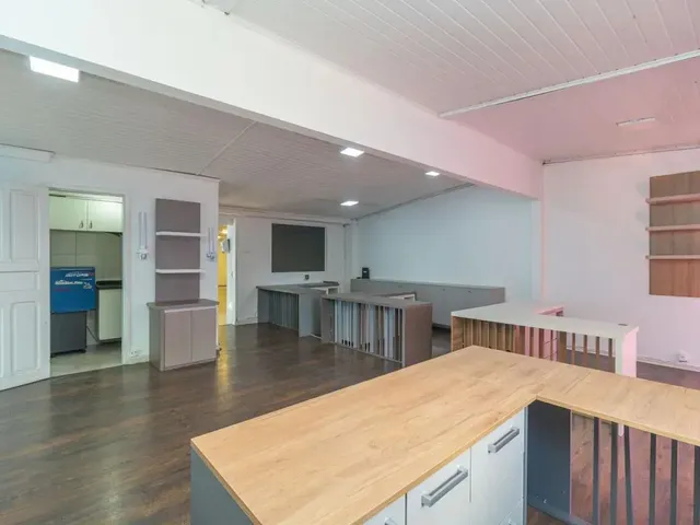 Terreno para alugar, no bairro Orleans em Curitiba
