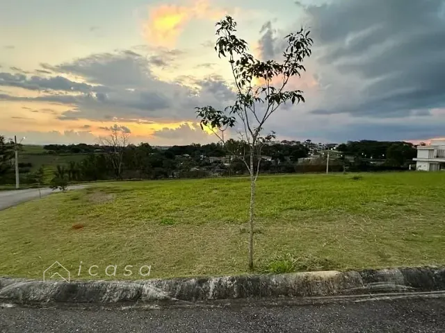 Terreno com 368m², à venda, no bairro Residencial Colinas. em Caçapava