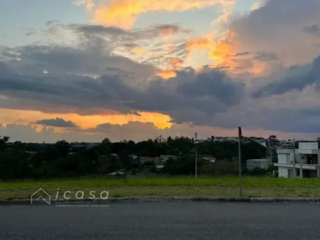 Terreno com 368m², à venda, no bairro Residencial Colinas. em Caçapava