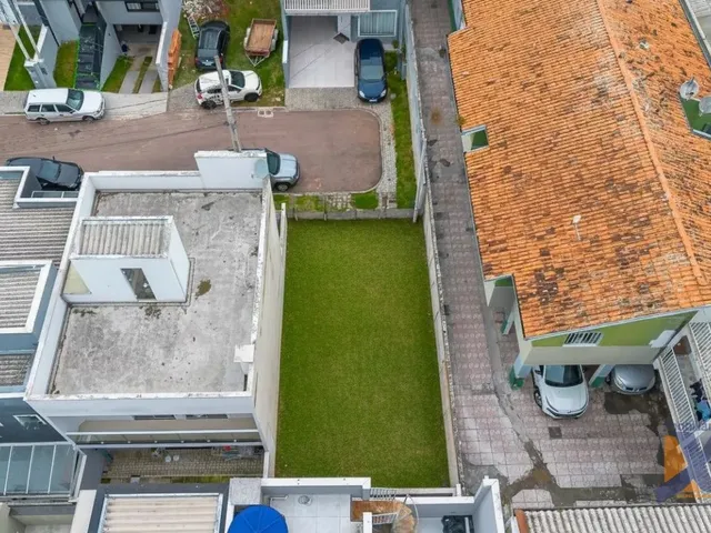 Terreno à venda, no bairro Pinheirinho em Curitiba