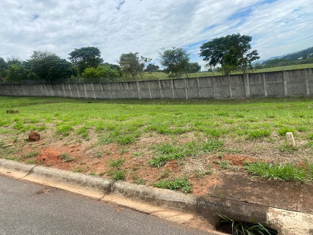 Terreno com 285m², à venda, no bairro Chácaras Cataguá em Taubaté