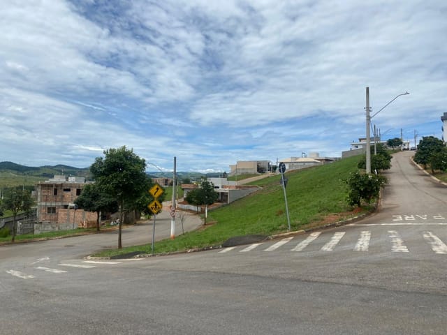 Terreno com 285m², à venda, no bairro Chácaras Cataguá em Taubaté