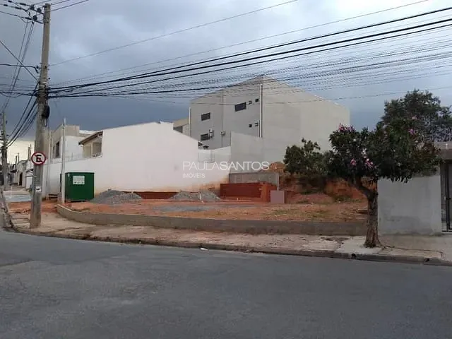 Terreno com 322m², à venda, no bairro Jardim Wanel Ville V em Sorocaba