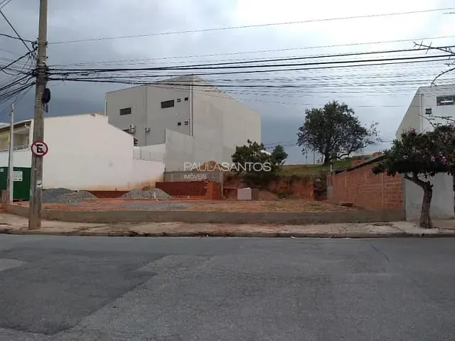 Terreno com 322m², à venda, no bairro Jardim Wanel Ville V em Sorocaba