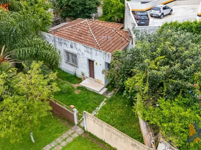 Terreno à venda, no bairro Água Verde em Curitiba