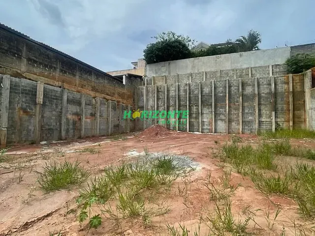 Terreno com 827m², à venda, no bairro Urbanova em São José dos Campos