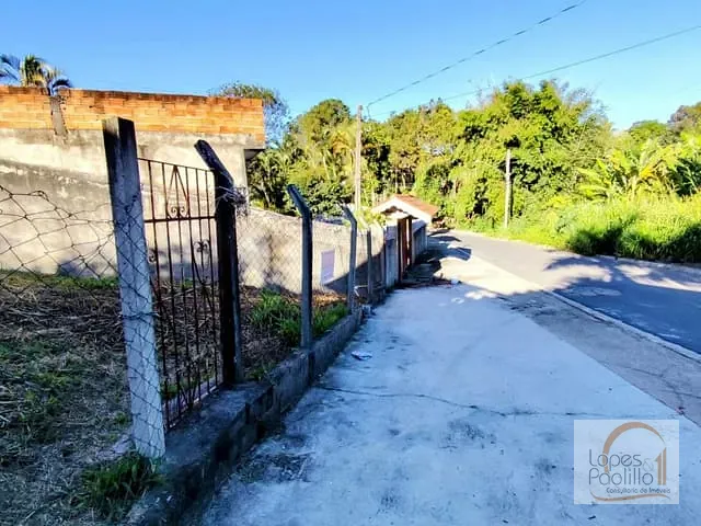 Terreno com 135m², à venda, no bairro Jardim Imperial em Atibaia