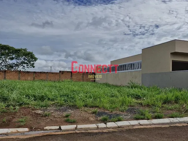Terreno com 300m², à venda, no bairro Condomínio Verona em Brodowski