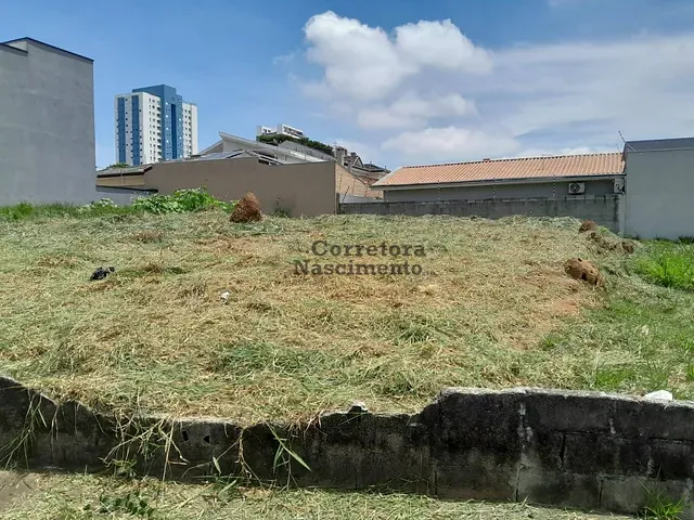 Terreno com 319m², à venda, no bairro Loteamento Villa Branca em Jacareí