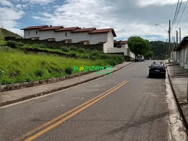 Terreno com 1050m², à venda, no bairro Jardim Santa Júlia em São José dos Campos