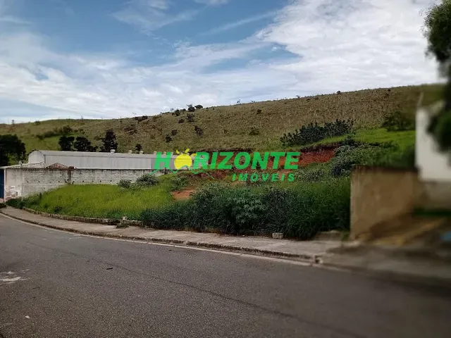 Terreno com 1050m², à venda, no bairro Jardim Santa Júlia em São José dos Campos