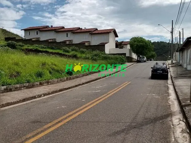 Terreno com 1050m², à venda, no bairro Jardim Santa Júlia em São José dos Campos
