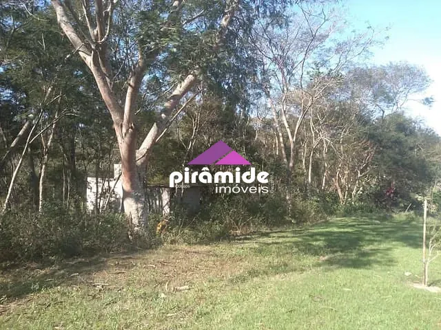 Terreno com 1300m², à venda, no bairro Tapanhão em Jambeiro