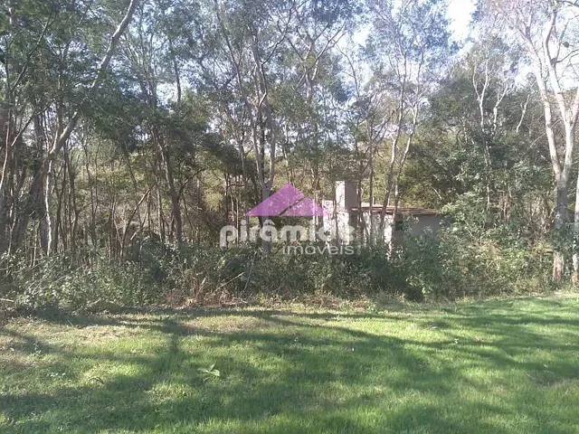 Terreno com 1300m², à venda, no bairro Tapanhão em Jambeiro