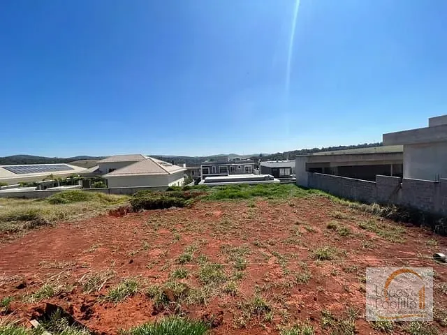 Terreno com 825m², à venda, no bairro Condomínio Equilibrium Residencial em Atibaia