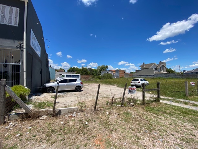 Terreno com 897m², à venda, no bairro Areal em Pelotas