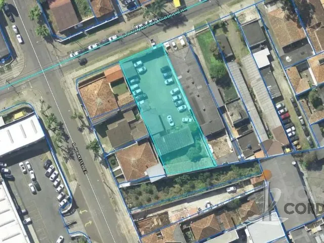 Terreno à venda, no bairro Rebouças em Curitiba