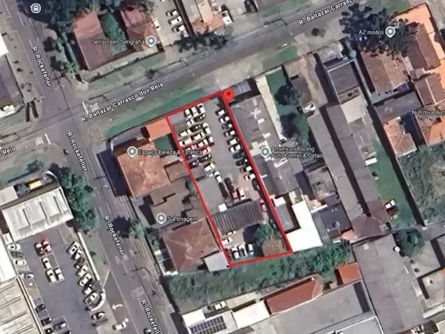 Terreno à venda, no bairro Rebouças em Curitiba