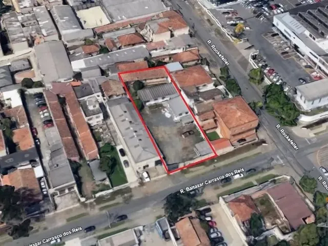 Terreno à venda, no bairro Rebouças em Curitiba