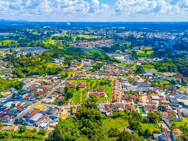 Terreno à venda, no bairro Vila São Cristóvão em Piraquara