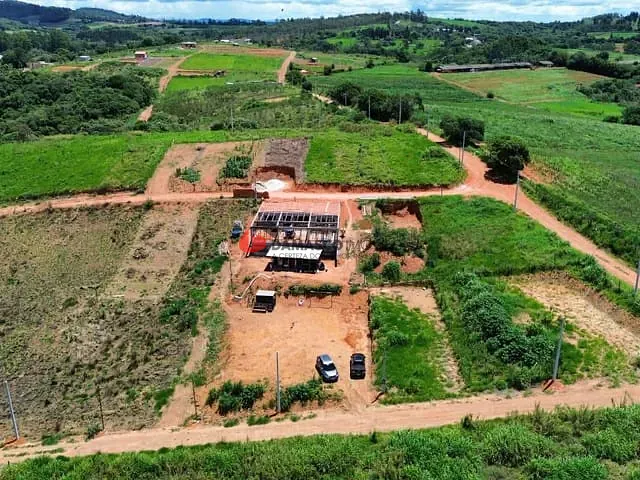 Terreno com 250m², à venda, no bairro Sítio Nagai em Mairinque