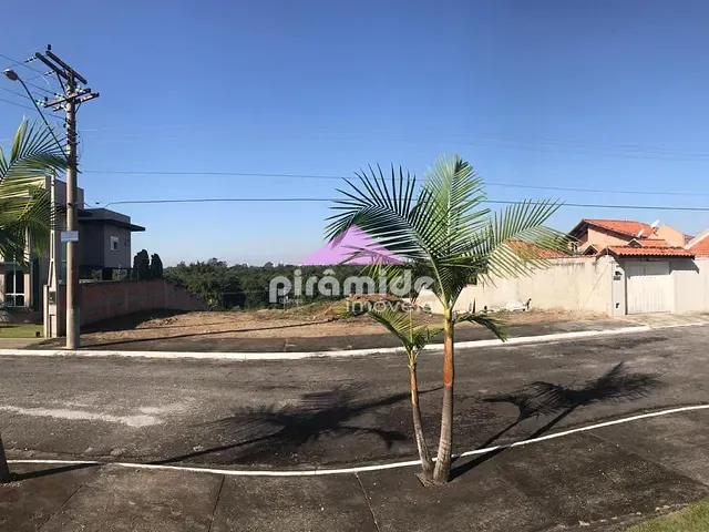 Terreno com 800m², à venda, no bairro Urbanova em São José dos Campos