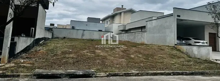 Terreno, 300 m² - Foto 1