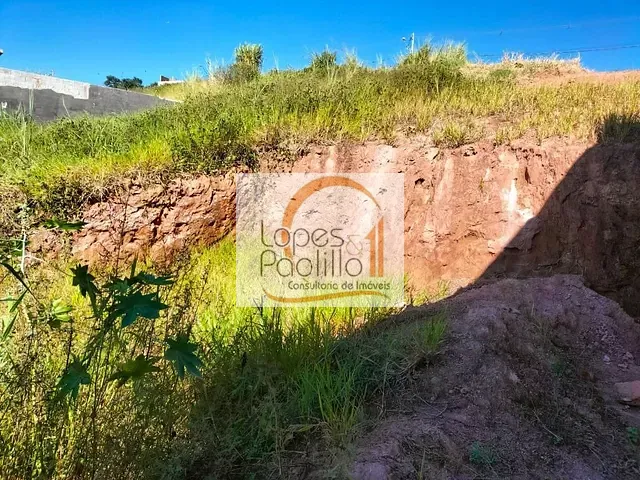 Terreno com 196m², à venda, no bairro Residencial Jardins da Catalunha em Atibaia