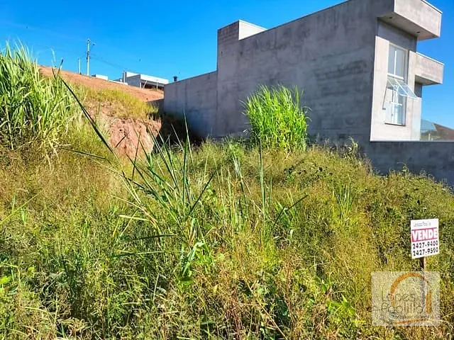 Terreno com 196m², à venda, no bairro Residencial Jardins da Catalunha em Atibaia