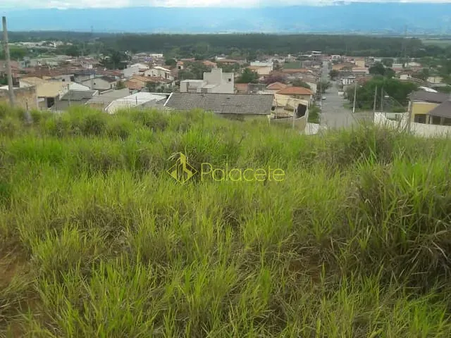 Terreno com 232m², à venda, no bairro Centro em Roseira