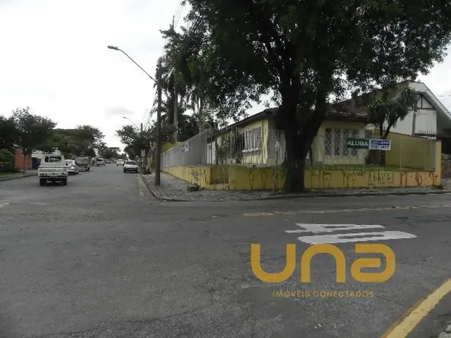 Terreno à venda, no bairro SANTA QUITERIA em Curitiba