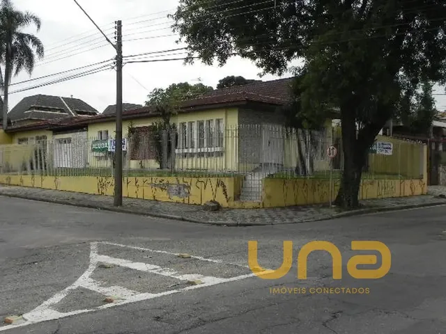 Terreno à venda, no bairro SANTA QUITERIA em Curitiba