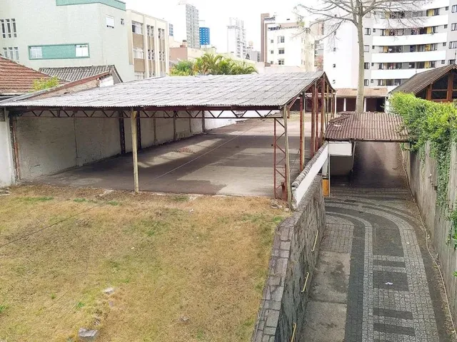 Terreno para alugar, no bairro Rebouças em Curitiba