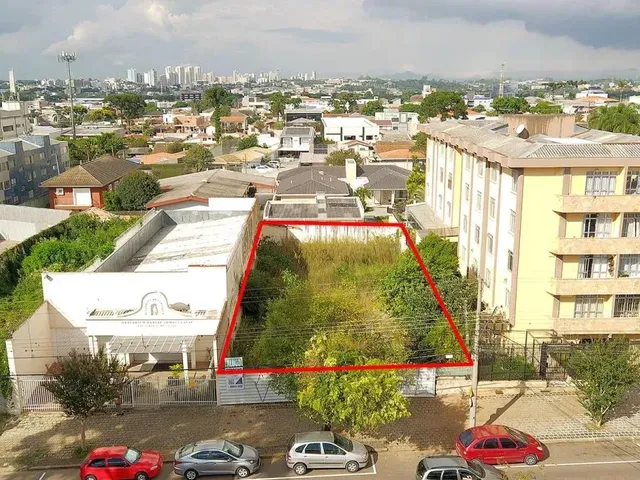 Terreno à venda, no bairro Rebouças em Curitiba