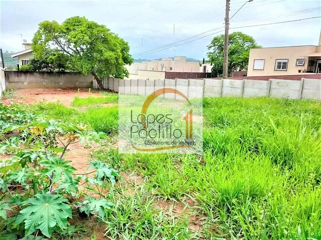 Terreno com 463m², à venda, no bairro Jardim dos Pinheiros em Atibaia