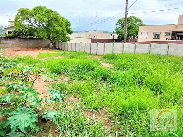 Terreno com 463m², à venda, no bairro Jardim dos Pinheiros em Atibaia