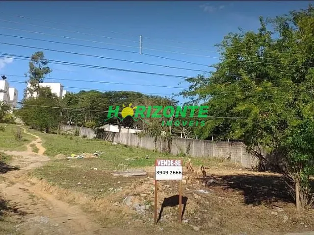 Terreno com 3897m², à venda, no bairro Parque Santo Antônio em Jacareí