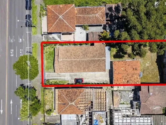 Terreno à venda, no bairro Bom Retiro em Curitiba