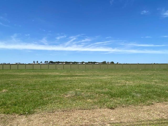 Terreno com 400m², à venda, no bairro Laranjal em Pelotas