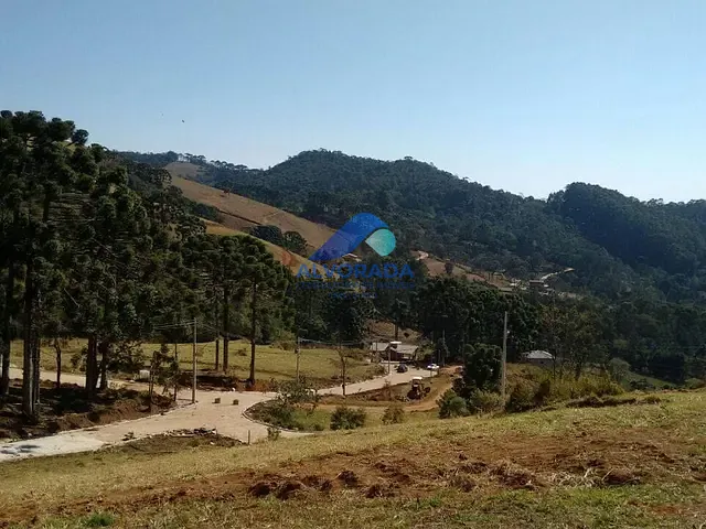 Terreno com 1078m², à venda, no bairro Centro em Gonçalves