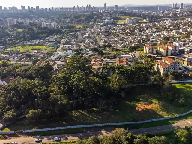 Terreno com 5400m², à venda, no bairro Santa Quitéria em Curitiba